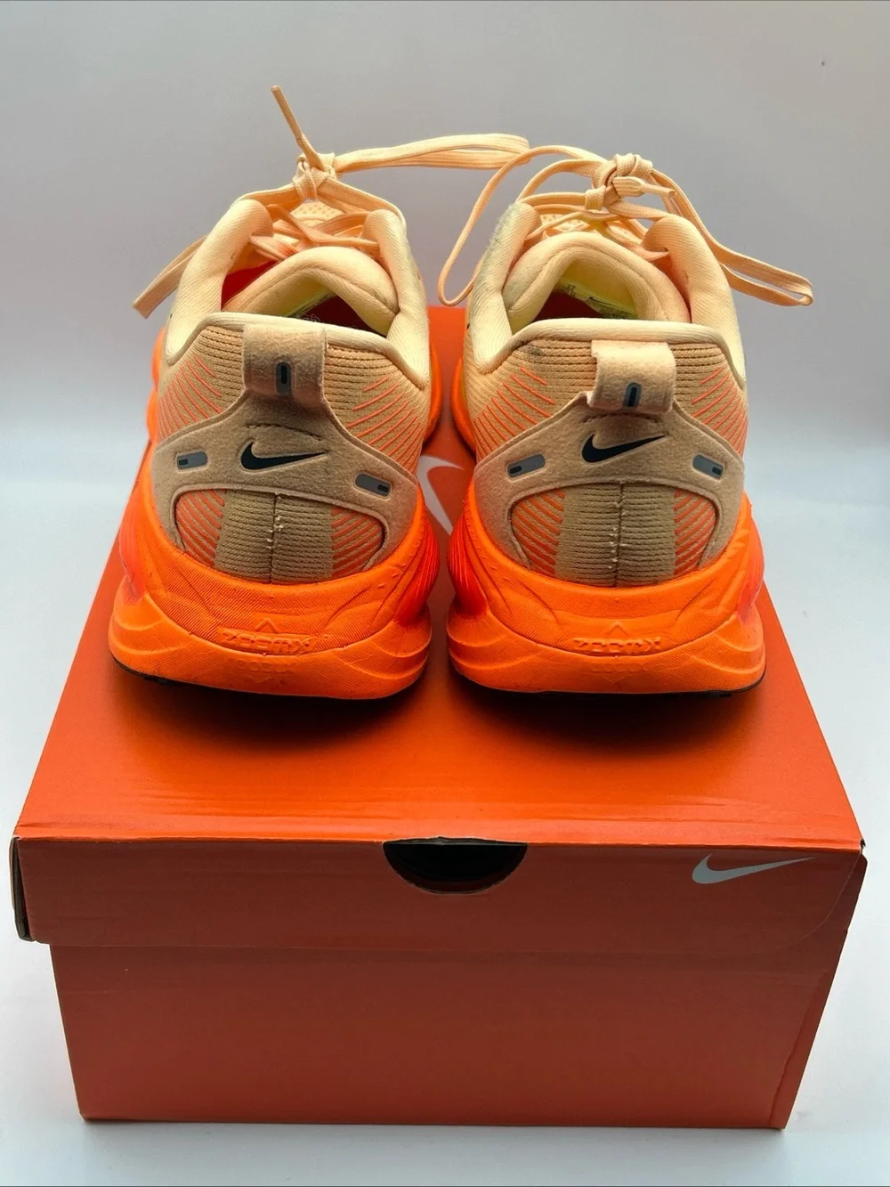 N/A nike vomero